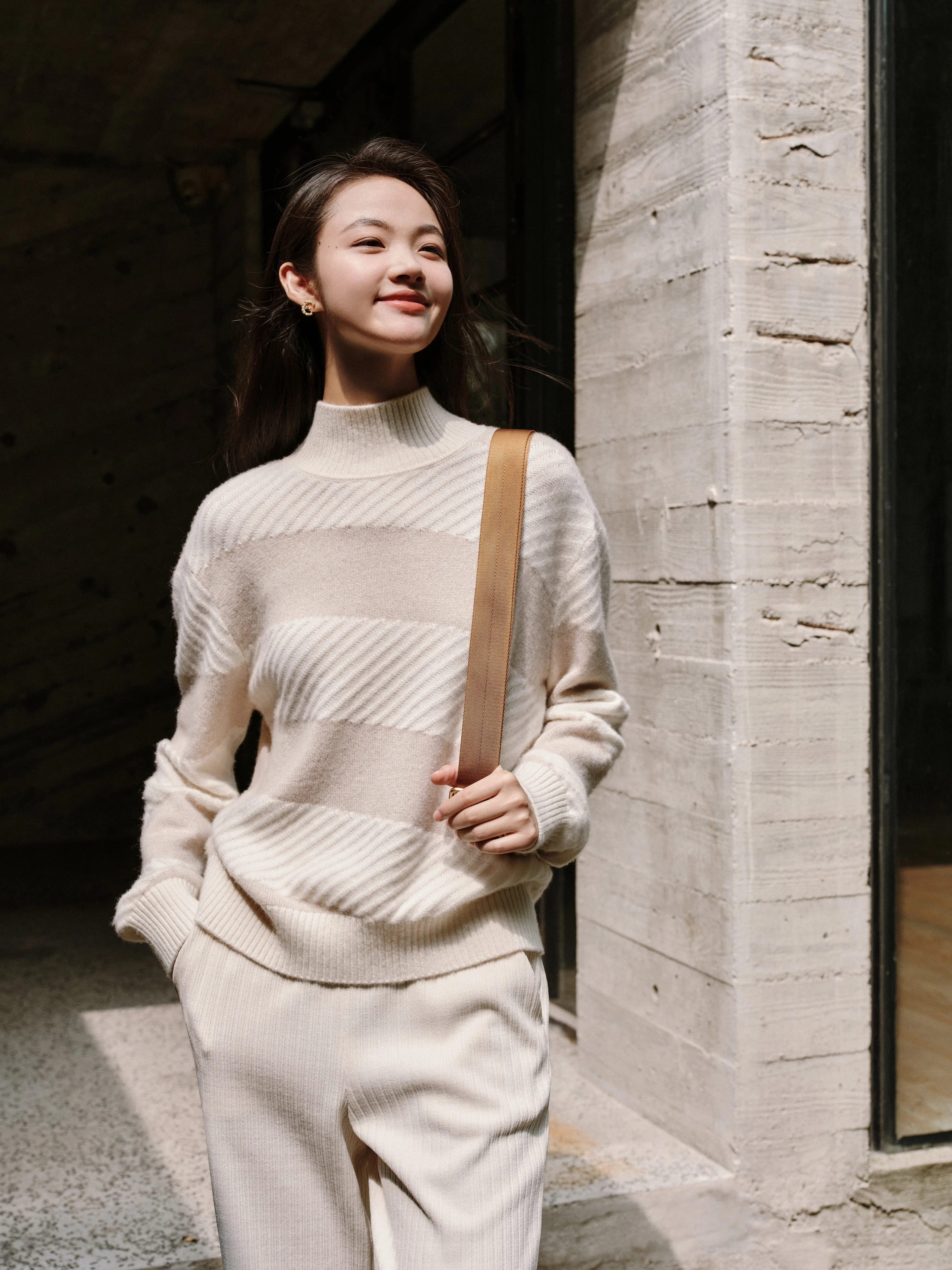 EP YAYING Pure Cashmere Knit Sweater