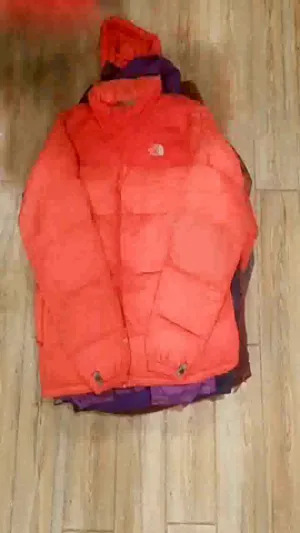 Mix Brand Puffer Jackets - 20 Pieces